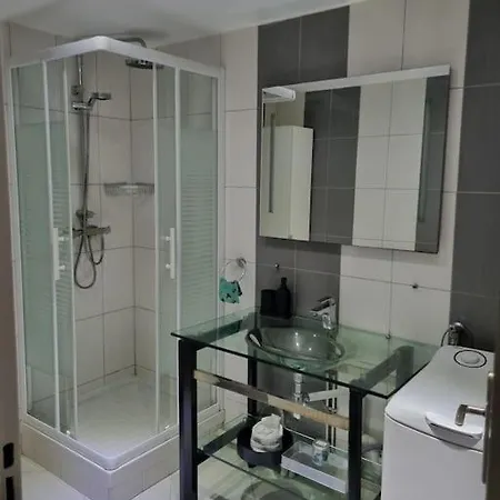 Apartment - Ideal Pour 4 Pers Ris Orangis